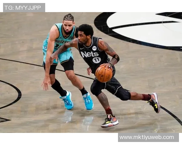 乔治下半场表现平平出战21分钟贡献14分3篮板2助攻2抢断 乔治下半场表现平平出战21分钟贡献14分3篮板2助攻2抢断