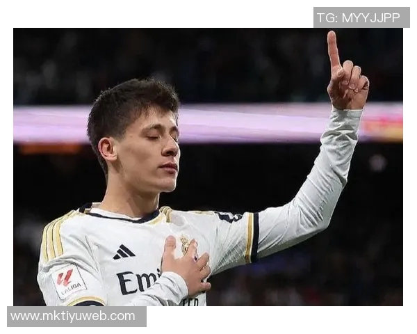 居莱尔助攻数据惊人九成投喂姆巴佩展现默契配合 居莱尔助攻数据惊人九成投喂姆巴佩展现默契配合