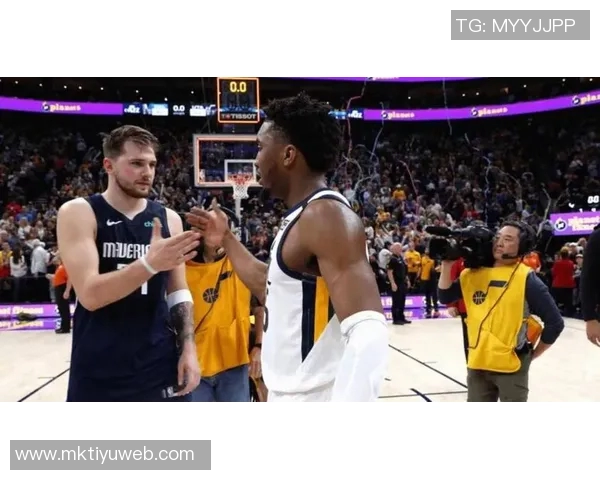 米切尔上半场表现平平仅得10分7投3中三分球命中率低迷